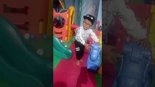 main kuda kuda goyang #timezone #shorts #baby #cute #familyvlog #kuda