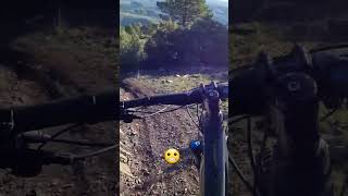 #mtb SOBRE CUCHILLAS 🗡 muy psicológico 😵‍💫 #mtblife #enduromtb #mtblove