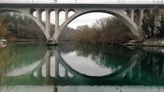 Fluviul Ron la intrare in Geneva(Lacul Leman)-Ron river at the entrance to Geneva (Lake Leman)