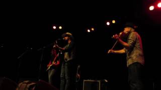 Ryan Bingham-Broken heart tattoos@DeZwerver_2016-07-04