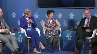 DEF IX - The NATO 75th Anniversary Colloquium in Delphi - Discussion with Representatives of GenZ