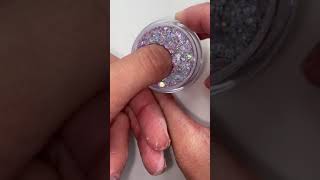 #shorts HOW TO MAKE SHORT GLITTER NAILS by @j.ail.een 💅✨