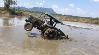 Johndeere tractor in ශ්‍රීලංකා පොළොන්නරුව SL Tractor & Harvester