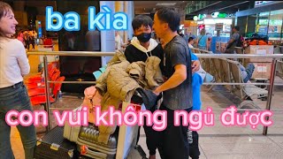 🌈314🌾Hai con trai bất ngờ đi ra sân bay đón ba và mẹ với em trai ,cả nhà cùng về quê ngoại cái kết