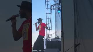 Montell Jordan- falling live in Toledo Ohio