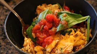 Easy Breakfast to Gain Muscle or Lose Weight:  Eggs & Oats Scramble