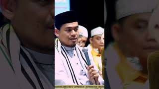 BUYA ARRAZY HASYIM || BERSALAMAN #majelissholawat #ngajibarengbuyaarrazyhasyim