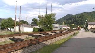 CSX EMD GP15 Duo Lead An Empty Tie Train