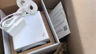 Unboxing of Verizon 5G Home Internet Routet