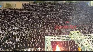 Lag BaOmer fire  in New Square (Skver) 2022