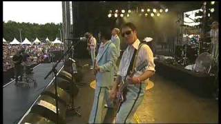 Me First And The Gimme Gimmes - Different Drum (Live '09)