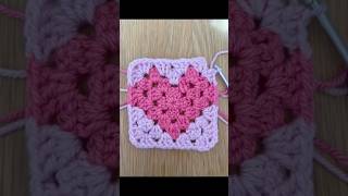 Heart Granny Square free pattern on my website (link in my profile) #crochet #crochetfreepattern