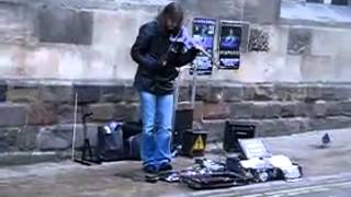 ▶ Increible violinista en las calles de nuestra ciudad. Wow Arte urbano.