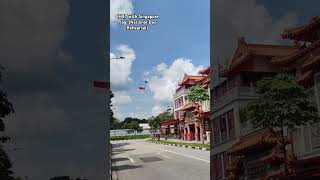 CH47 Chinook with Singapore Flag, Woodlands #planespotting #aviation #helicopter