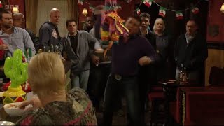 Eastenders Alfie Hits Pinata 8th February 2011!:)😂😂😂😂😂😂😂😍😀😊😄💝💜💖💕🔐🌟😁🤩🌏❤️💗💫