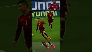 Ronaldo Teach them How to Dribble 😈 #shorts #viral #trending