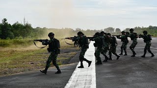 Aksi Latihan Prajurit Wing Komando III Kopasgat TNI AU Rebut Bandara