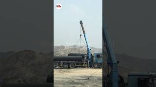 Cranes take turns unloading goods, which you can see in this video #shorts