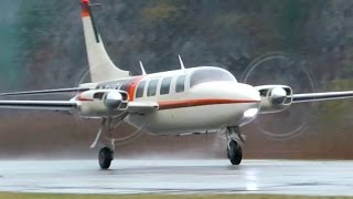 Piper PA-60-601P Aerostar Takeoff