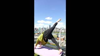 Yoga in New York HD 720p