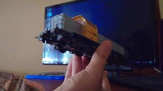 Unboxing la o locomotiva Diesellok G 1700