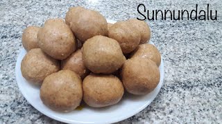 Sunnundalu recipe / urad dal laddu / minapa sunnundalu