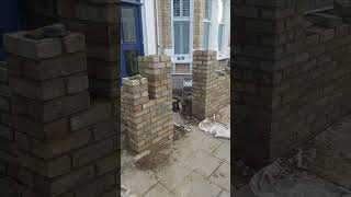 How to repair a damaged garden wall? LNK BRICKWORK #construction #home #brickwork #brick #gardenwall