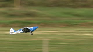 Christer Sjöberg flies Commander mPd 1,4 m