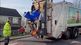 The Expendables!! Veolia Dennis Elite 6 Bin lorry on Paper & Cardboard, NCN