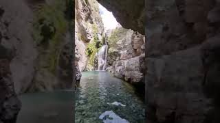 Increible Cascada - Medina Chile #shorts Suscríbete! #waterfall #latino #paz #travel #viral #fyp #fy