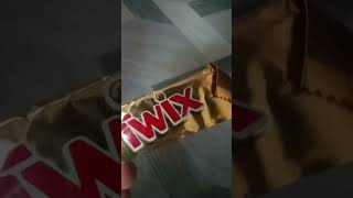 twix #chocolate #twix #yummy #milliionviews #views #subcriber #utstudio #views #sarap