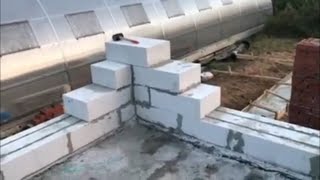 👷СТРОИТЕЛЬСТВО ДОМА ИЗ ГАЗОБЛОКА: УКЛАДКА ПЕРВОГО РЯДА