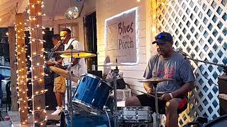 Robert Kimbrough Sr,  Kinney Kimbrough,  Duwayne Burnside 8.14.21 live at Graceland Too