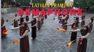 Latihan Pramuka Semaphore