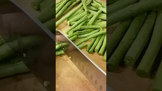 Cutting Beans #trendingshorts #viralvideo #beans #amazingcutting #satisfyingcutting #shorts