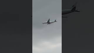 Korean Air Boeing 777-FB5 approaching LHR