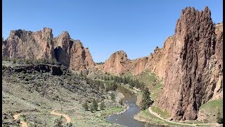 Smith Rock State Park - a part of Oregon that feels more like Arizona!