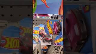 hot wheels dropping in hot!!! Q cases has arrived!!