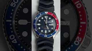 One minute with the SEIKO SKX009J1 #automaticwatch