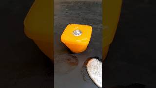 molten aluminium vs jelly #shorts #satisfying #experiment #molten #aluminium