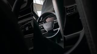 Оклейка салона Audi A8