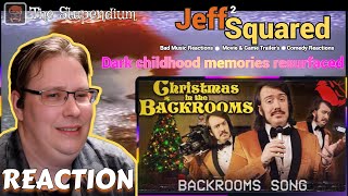 👀⭐CHRISTMAS IN THE BACKROOMS | The Backrooms Christmas song! | REACTION (The Stupendium)