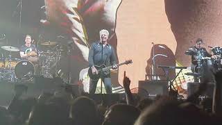 The Offspring – Pretty Fly (for a White Guy)  Live