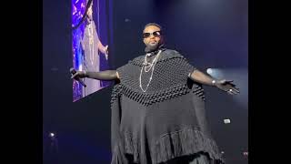 FALLY IPUPA - LIVE ING ARENA ( OFFICIAL VIDEO )