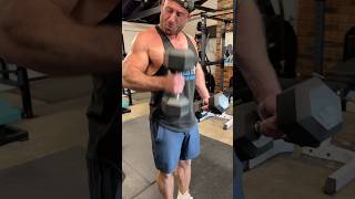 These Bicep Hammer Curls Give A Crazy Painful Pump! 🔥