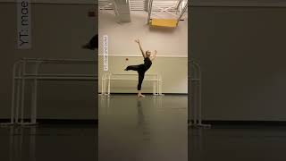 Ballet 🩰🩰💜 #ballerina #ballet #pointe #dance #dancer #turning #turning #arabesque #balance