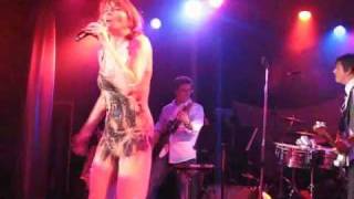 Lucy Lawless performs, "GLORIA" as Sapphy (2nd night) 31 Jan 2009, The Roxy