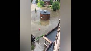 В Москве сегодня,зафиксирован самый сильный ливень,главное зонт 🌂 не забыть.. 26.07.23