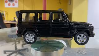 Mercedes G wagon toy scale 124 ￼