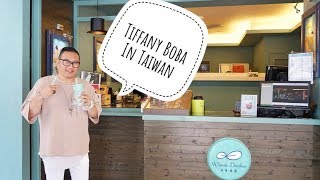 # 24 : Tiffany Boba Tea In Taiwan "Winnie Drinker "葳林爵閣